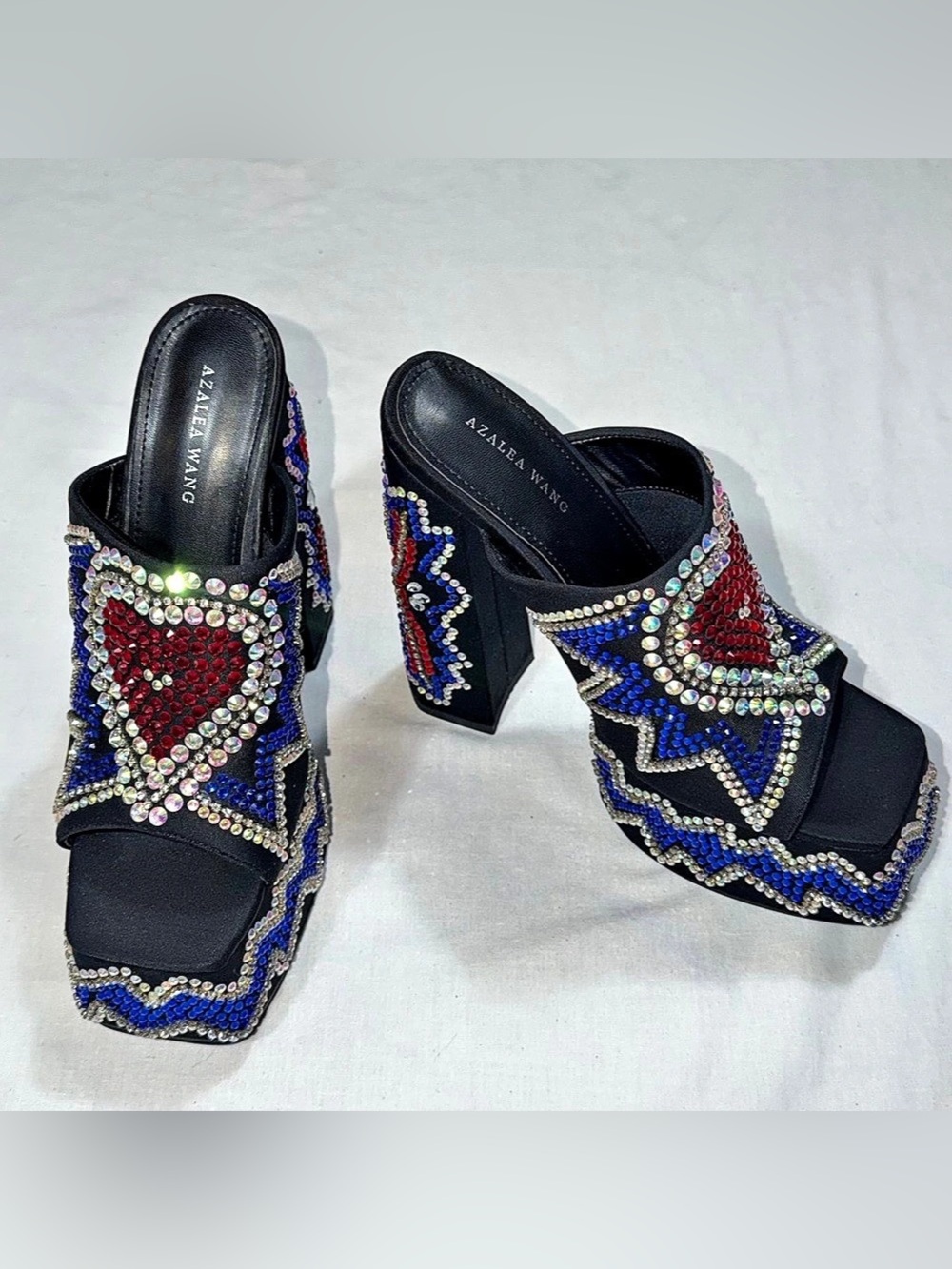 Azalea Wang Logan Multi Rhinestone Heart Platform Heels Size 9